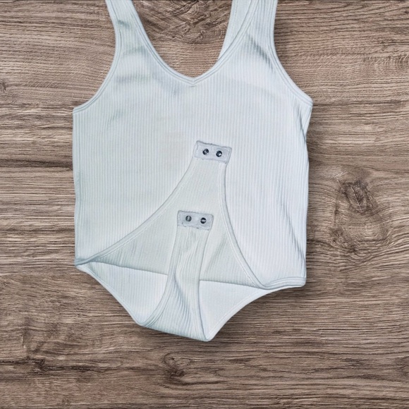 NWOT Gypsy and Jade Elegant White Ribbed Bodysuit Size XS/S - Picture 3 of 5